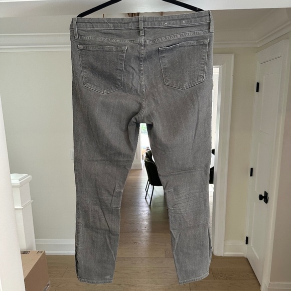 Helmut Lang Skinny Grey Denim Jeans - Size 32. - Picture 9 of 15